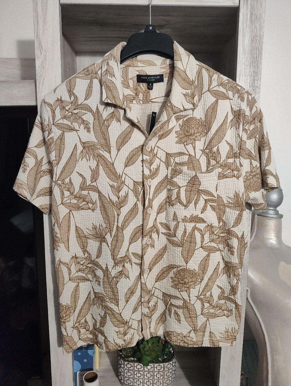 Wox Populi Men's Casual Button-Down Shirt - Beige Leaf Print SZ Small